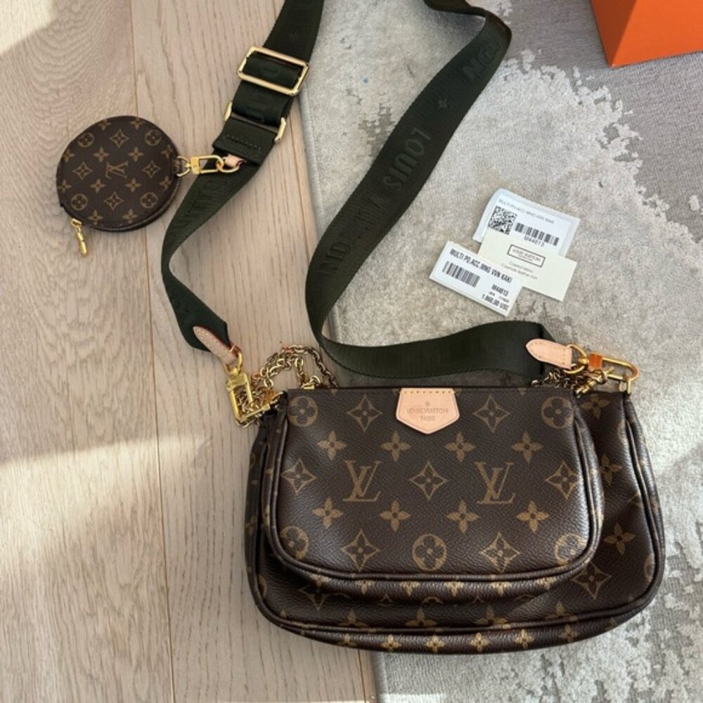 100% Authentic Pre-Owned Louis Vuitton Multi Pochette
